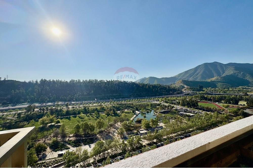 Residential - Stanovanje - Vitacura, Santiago, Metropolitana De Santiago - CL - WhatsApp Image 2025-10-02 at 2.28.53 PM (2).jpeg - 1028096115-6