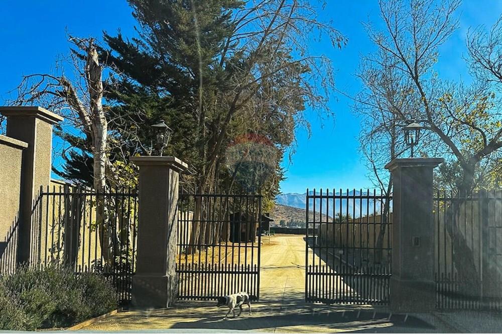 Residenční - Pozemek - Calle Larga, Los Andes, Valparaíso - CL - 047aa7b1-285c-47f5-83f3-df24065b2c6d.jpg - 1028037205-11