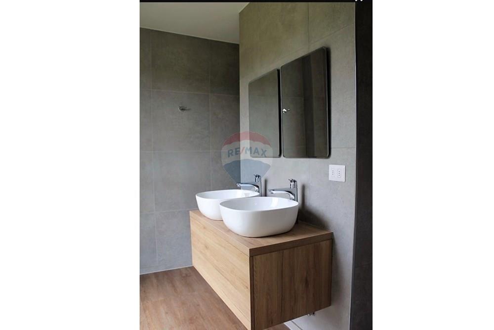 Residential - Отдельно стоящий дом - Puerto Varas, Llanquihue, Los Lagos - CL - IMG_1298.jpeg - 1028076051-399