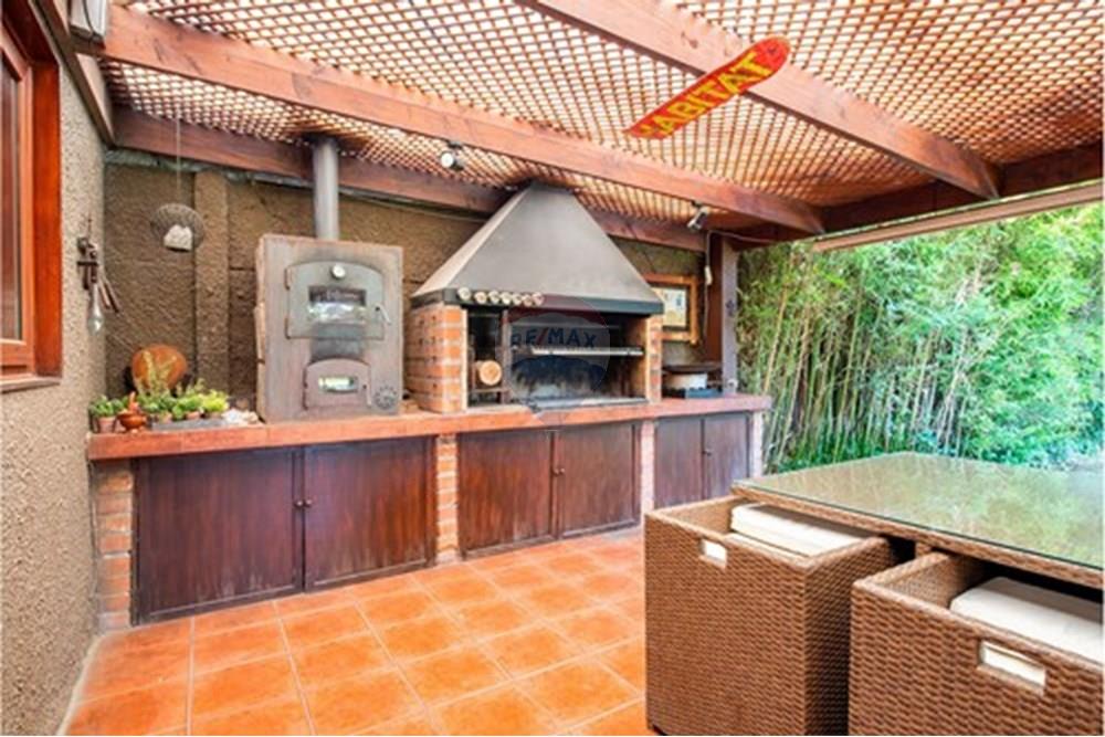 Residenční - Dům - Las Condes, Santiago, Metropolitana De Santiago - CL - quincho2.jpg - 1028050070-646