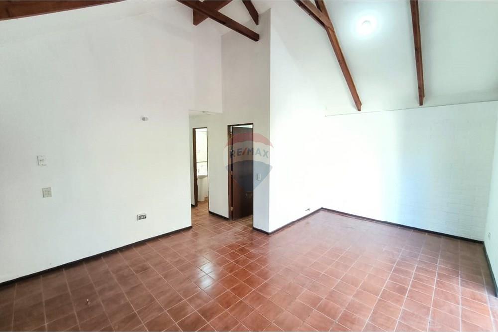 Residential - Αυτόνομη κατοικία - La Florida, Santiago, Metropolitana De Santiago - CL - WhatsApp Image 2025-03-04 at 10.57.04 AM (1).jpeg - 1028018387-201