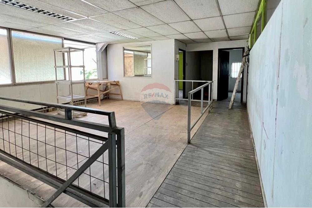 Commercieel - Plot of Land expectation to Building - Santiago, Santiago, Metropolitana De Santiago - CL - d506e651-cfda-40ca-9d65-8d3b3be61ea1(3).jpg - 1028050181-168