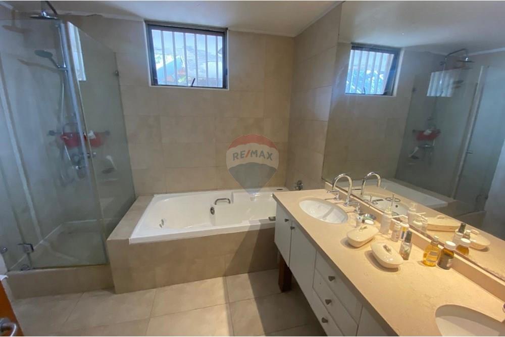 Residential - Hus - Lo Barnechea, Santiago, Metropolitana De Santiago - CL - WhatsApp Image 2025-09-24 at 17.28.24(3).jpeg - 1028076078-2