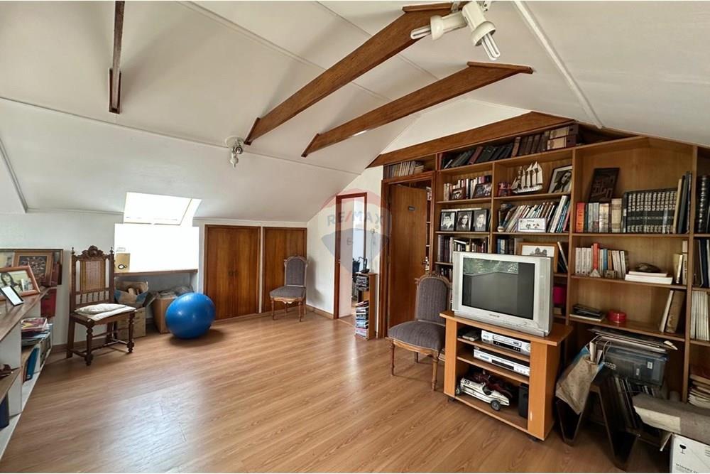 Dzīvojamais - Savrupmāja - La Reina, Santiago, Metropolitana De Santiago - CL - WhatsApp Image 2024-11-12 at 10.22.16 AM.jpeg - 1028103008-67