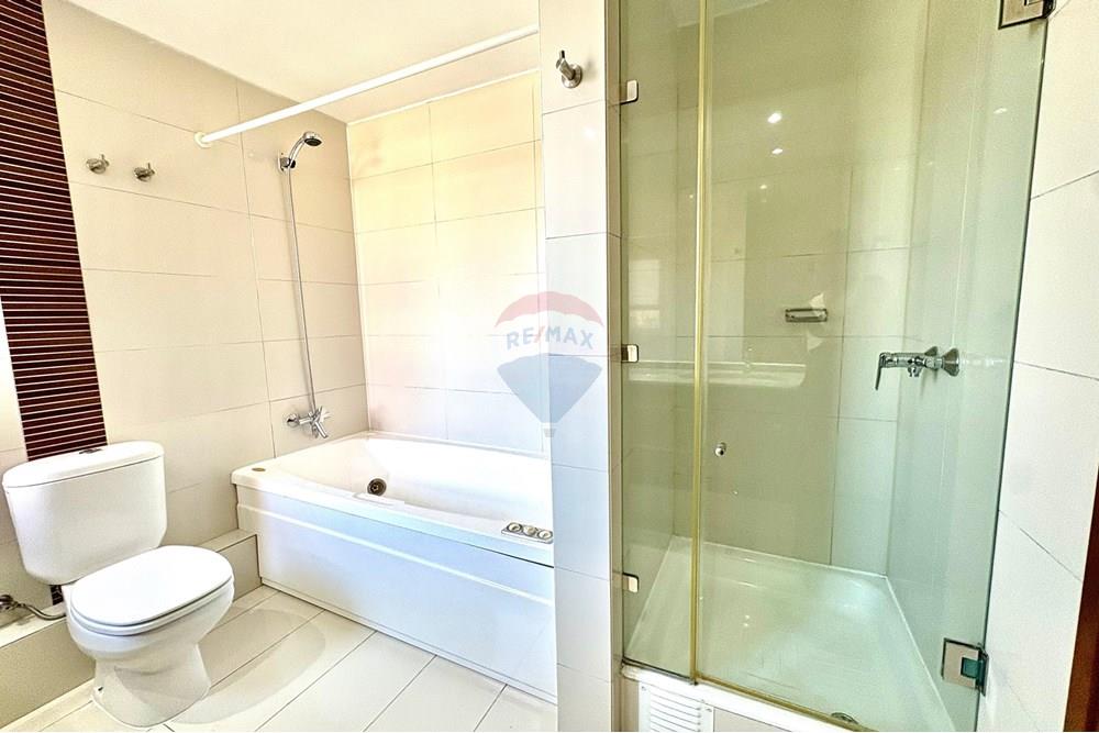 Residential - Stanovanje - Vitacura, Santiago, Metropolitana De Santiago - CL - WhatsApp Image 2025-10-02 at 2.28.47 PM (1).jpeg - 1028096115-6