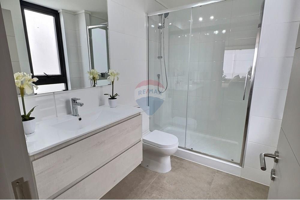 Residential - คอนโด-อพาร์ทเมนต์ - Vitacura, Santiago, Metropolitana De Santiago - CL - IMG_8065.JPG - 1028101004-271