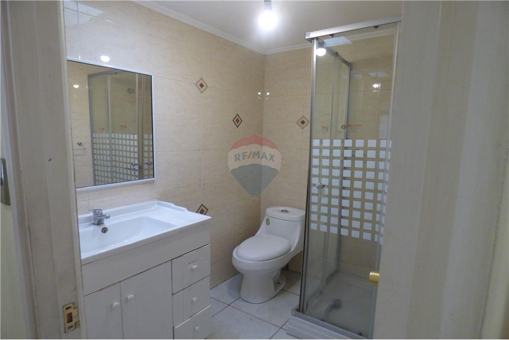 Residential - بيت مستقل - Santiago, Santiago, Metropolitana De Santiago - CL - BAÑO - حمام - 1028018333-375