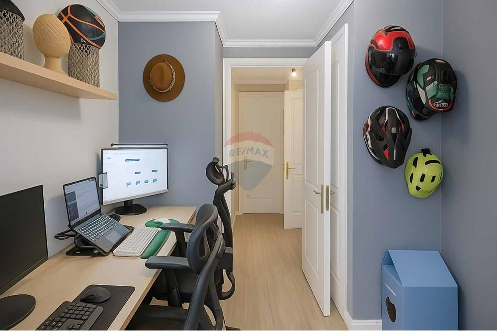 Departamento - Venta - Ñuñoa, Santiago, Metropolitana De Santiago - Oficina moderna con detalles decorativos copia.jpg - 1028018070-1408