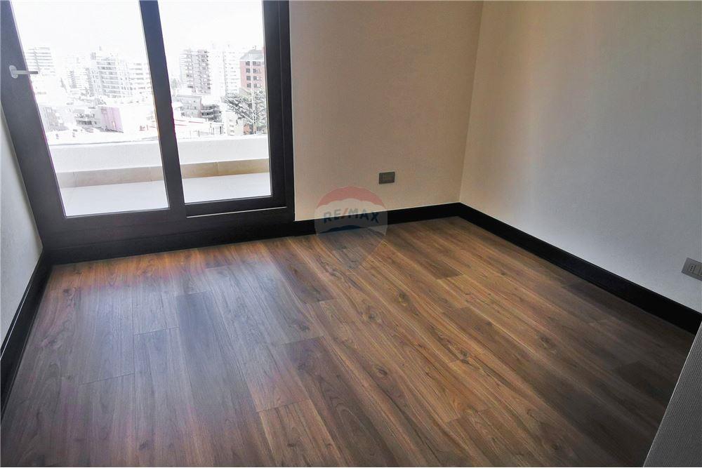 Residencial - Piso - Las Condes, Santiago, Metropolitana De Santiago - CL - 18 - 1028018151-851