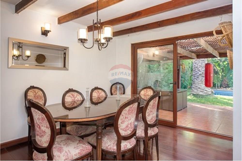 Residenční - Dům - Las Condes, Santiago, Metropolitana De Santiago - CL - comedor.jpg - 1028050070-646