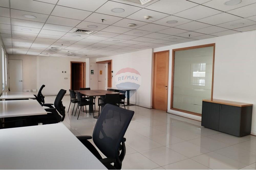 Commercial - Pisarniški prostor - Providencia, Santiago, Metropolitana De Santiago - CL - WhatsApp Image 2025-10-15 at 11.06.53 (2).jpeg - 1028036052-363