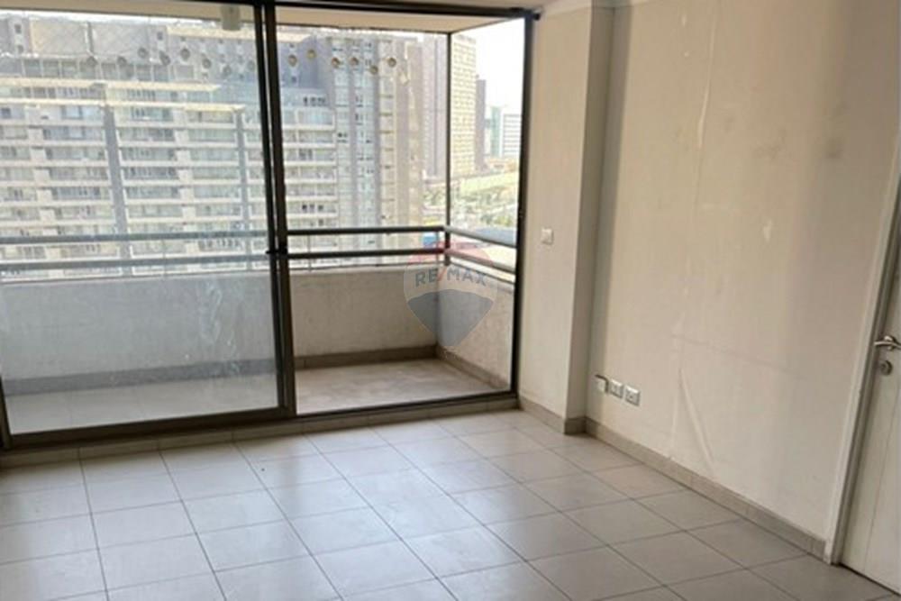 Residential - Condo/Apartment - La Florida, Santiago, Metropolitana De Santiago - CL - WhatsApp Image 2025-08-14 at 11.38.44 AM-2.jpeg - 1028096098-4