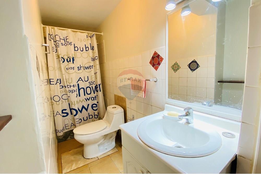 Residential - Отдельно стоящий дом - La Granja, Santiago, Metropolitana De Santiago - CL - IMG_4561.jpg - 1028018342-310