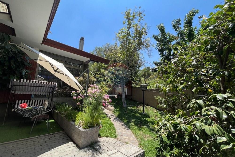 Residential - Hus - Providencia, Santiago, Metropolitana De Santiago - CL - 719f04d1-9428-43d4-8ad1-86ba99746b8b.jpeg - 1028100039-95