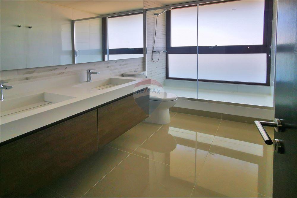 Residencial - Piso - Las Condes, Santiago, Metropolitana De Santiago - CL - Bathroom - 1028018151-851