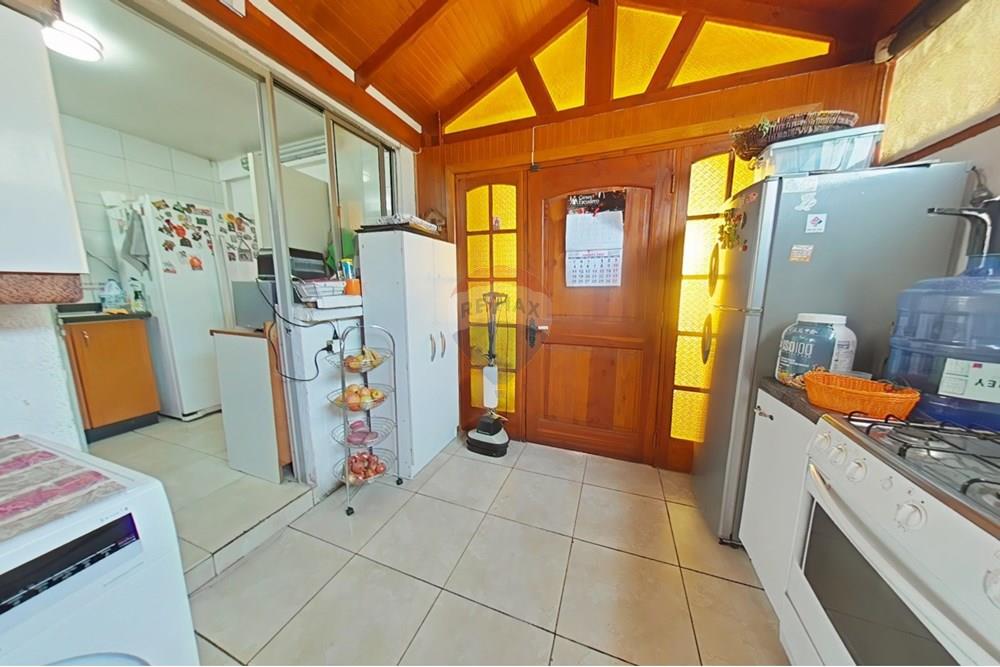 Konut - Bitiþik Villa - La Florida, Santiago, Metropolitana De Santiago - CL - Bodega (1).jpg - 1028018589-8