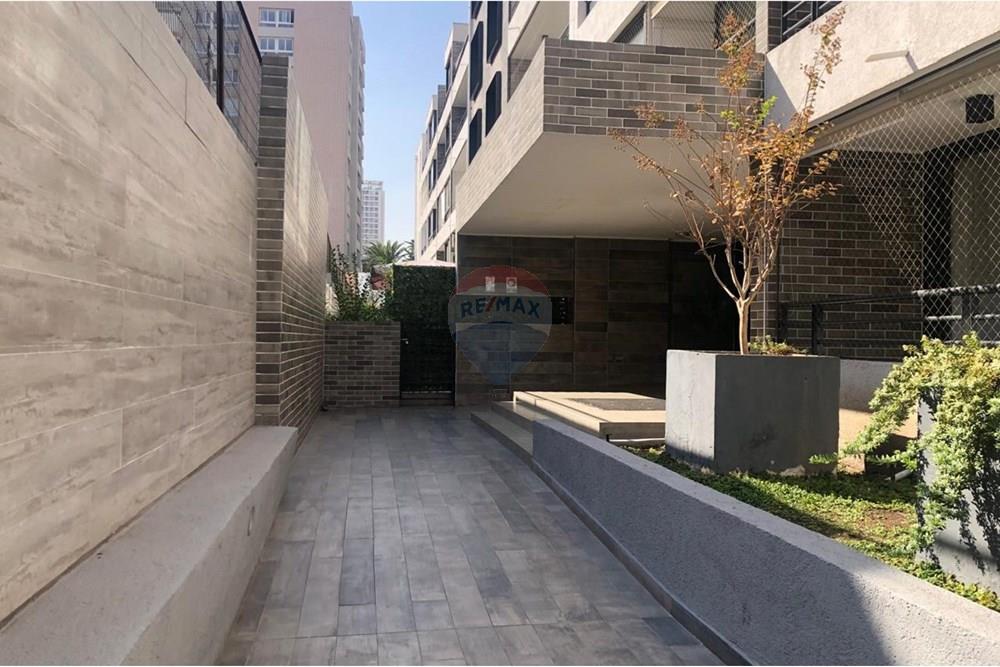 Konut - Müstakil Daire - Ñuñoa, Santiago, Metropolitana De Santiago - CL - WhatsApp Image 2025-04-21 at 16.14.02 (1).jpeg - 1028018554-9