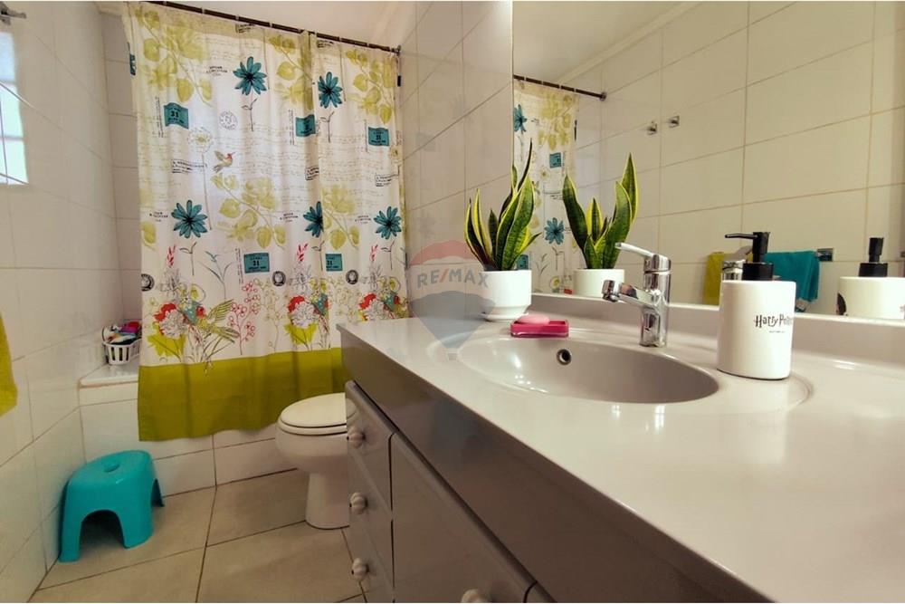 Residential - Rumah Terpisah - La Reina, Santiago, Metropolitana De Santiago - CL - IMG-20250925-WA0086.jpg - 1028100011-168