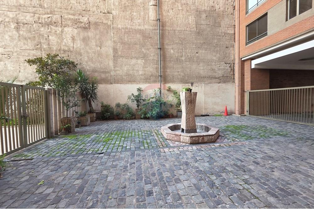 Residential - Kondo/ Apartemen - Santiago, Santiago, Metropolitana De Santiago - CL - 20250807_164830.jpg - 1028085046-16