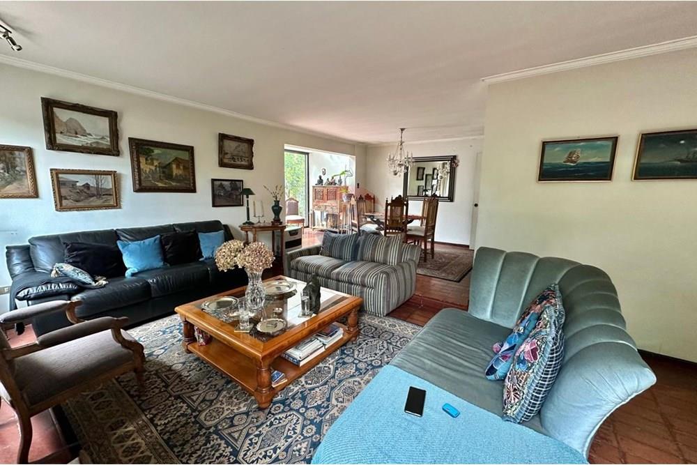 Dzīvojamais - Savrupmāja - La Reina, Santiago, Metropolitana De Santiago - CL - WhatsApp Image 2024-11-12 at 10.22.12 AM (2).jpeg - 1028103008-67