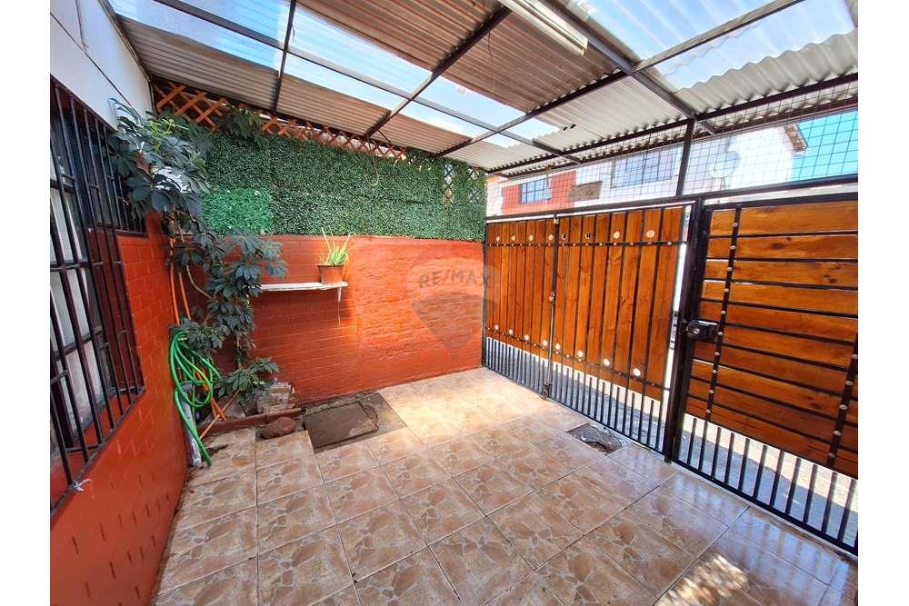 Residential - ਅਲੱਗ ਥਲੱਗ ਬਣਿਆ ਹੋਇਆ ਘਰ - Peñalolén, Santiago, Metropolitana De Santiago - CL - 20240221_155256.jpg - ਗੈਰੇਜ - 1028085027-171