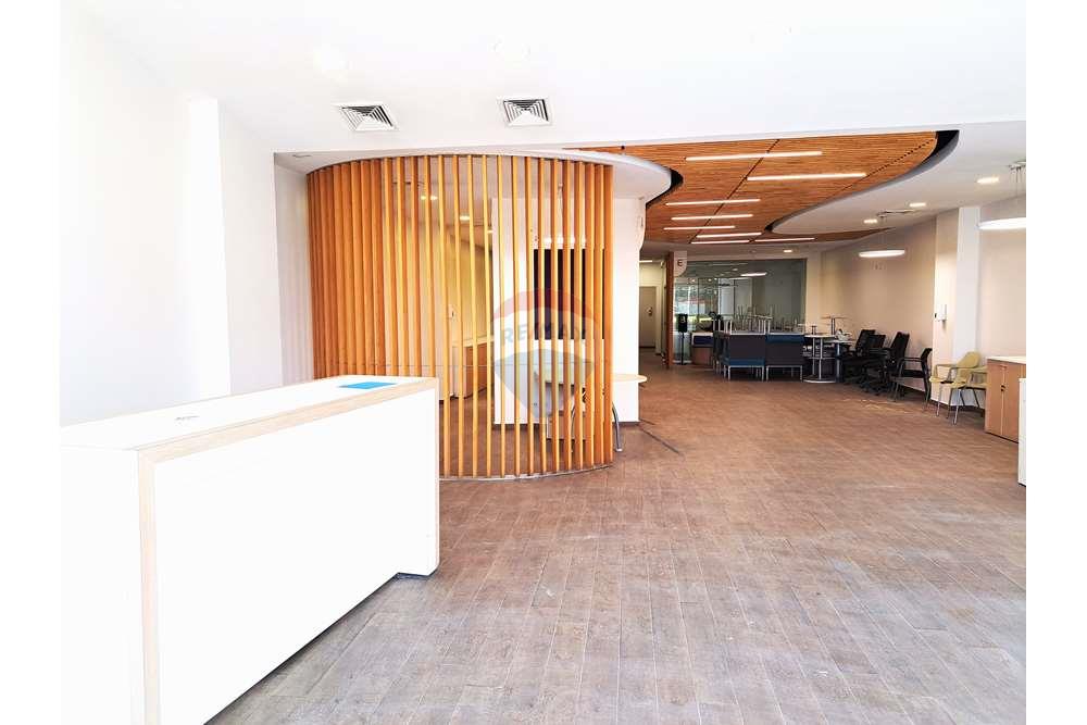 Επαγγελματικό - Εμπορικό - Las Condes, Santiago, Metropolitana De Santiago - CL - 20231004_094057.jpg - 1028091006-657