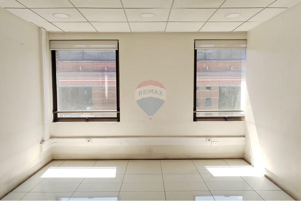 Commercial - Pisarniški prostor - Providencia, Santiago, Metropolitana De Santiago - CL - WhatsApp Image 2025-10-15 at 11.06.55 (1).jpeg - 1028036052-363