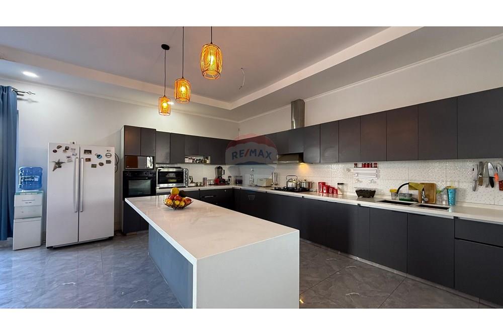 Dzīvojamais - Savrupmāja - San Bernardo, Maipo, Metropolitana De Santiago - CL - WhatsApp Image 2025-06-16 at 12.43.35 PM (3).jpeg - 1028050189-77