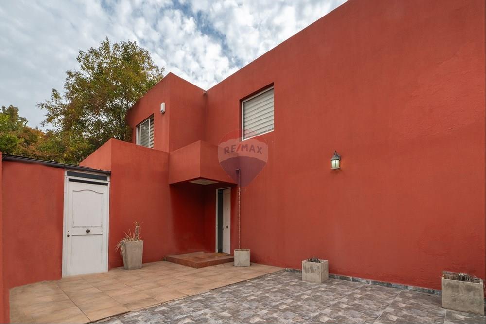 Residential - House - Peñalolén, Santiago, Metropolitana De Santiago - CL - Frontis casa Corregida.jpg - 1028096063-24