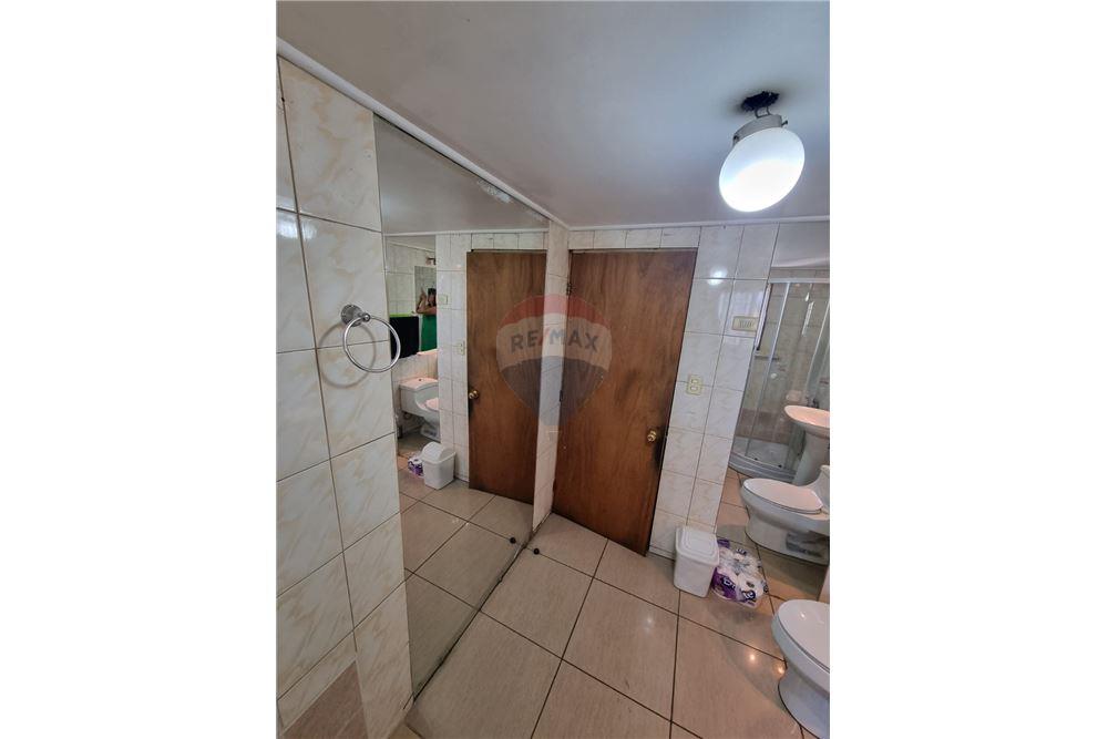 Residential - Bahay - San Miguel, Santiago, Metropolitana De Santiago - CL - 47 - 1028018386-411