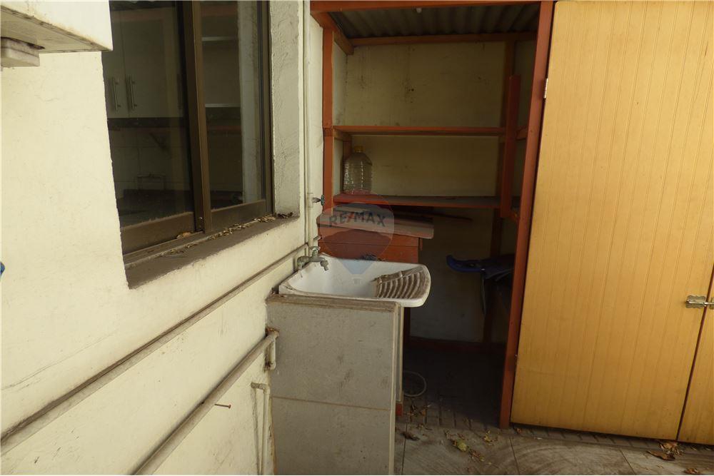 Residential - بيت مستقل - Santiago, Santiago, Metropolitana De Santiago - CL - bodega - غرفة تخزين الحطب/الفحم - 1028018333-375