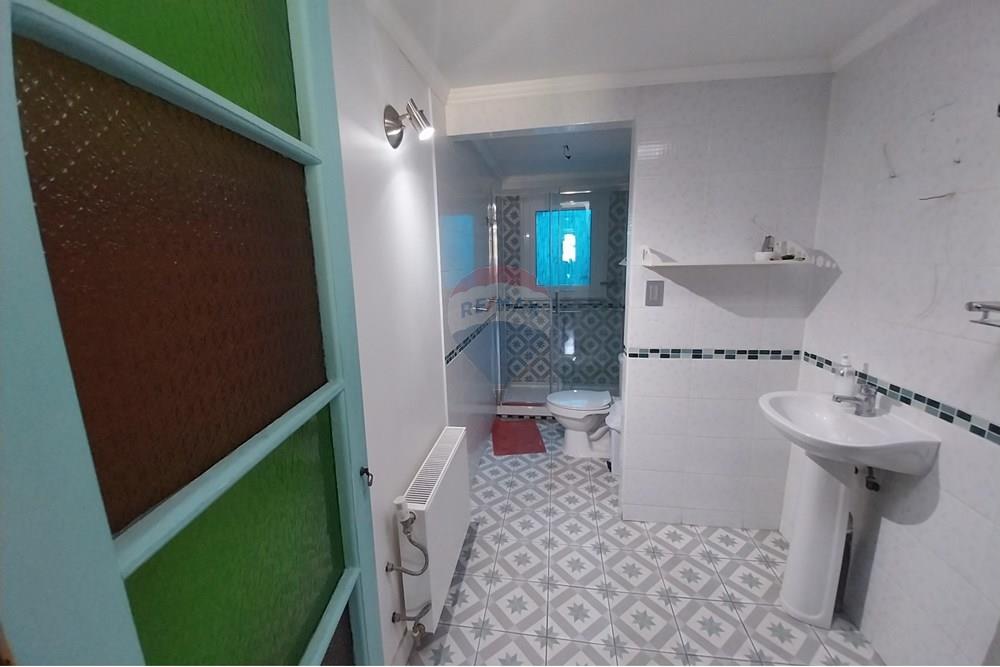 Residential - Αυτόνομη κατοικία - Ñuñoa, Santiago, Metropolitana De Santiago - CL - Baño depto.jpg - Μπάνιο - 1028085003-103