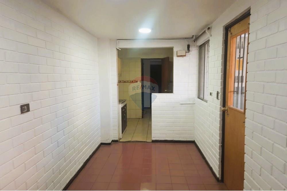 באזור מגורים - בית פרטי - La Florida, Santiago, Metropolitana De Santiago - CL - 7.jpg - 1028037200-25