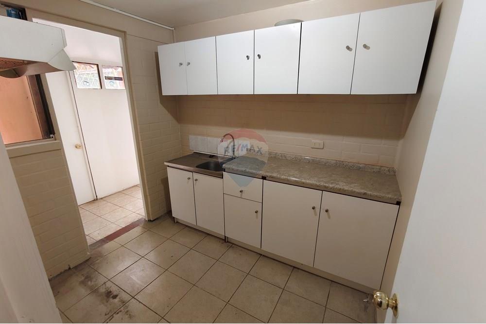 lakó - szabadonálló ház - Maipú, Santiago, Metropolitana De Santiago - CL - IMG_20250411_102752.jpg - 1028057123-76