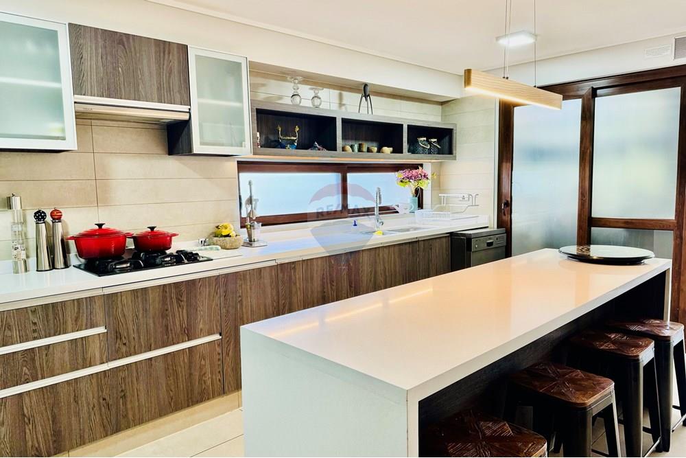 Residential - Stanovanje - Las Condes, Santiago, Metropolitana De Santiago - CL - cocina 1.jpg - 1028018054-381