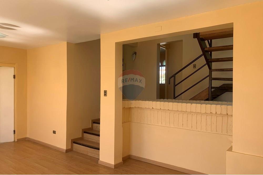 Elamine - Eramu - Coquimbo, Elqui, Coquimbo - CL - IMG_0247.jpg - Elutuba - 1028018333-414