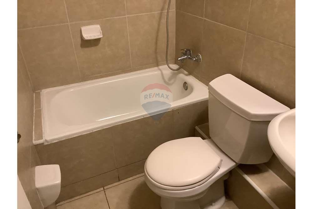 Residential - وحده سكنيه - Santiago, Santiago, Metropolitana De Santiago - CL - IMG_0933.jpeg - 1028036023-435