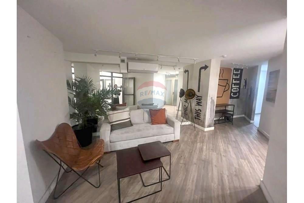 تجاري  - مساحة المكتب  - Las Condes, Santiago, Metropolitana De Santiago - CL - WhatsApp Image 2024-04-04 at 1.08.52 PM (2).jpeg - 1028018472-75