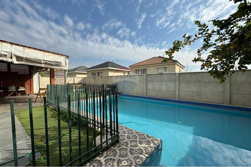 Dzīvojamais - Savrupmāja - Peñalolén, Santiago, Metropolitana De Santiago - CL - IMG-20250821-WA0131.jpg - 1028098017-249