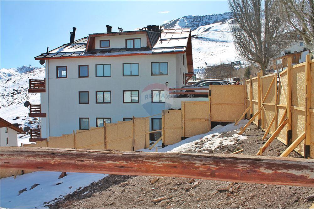 Residenziale - Terreno - Lo Barnechea, Santiago, Metropolitana De Santiago - CL - Altro - 1028109022-1009