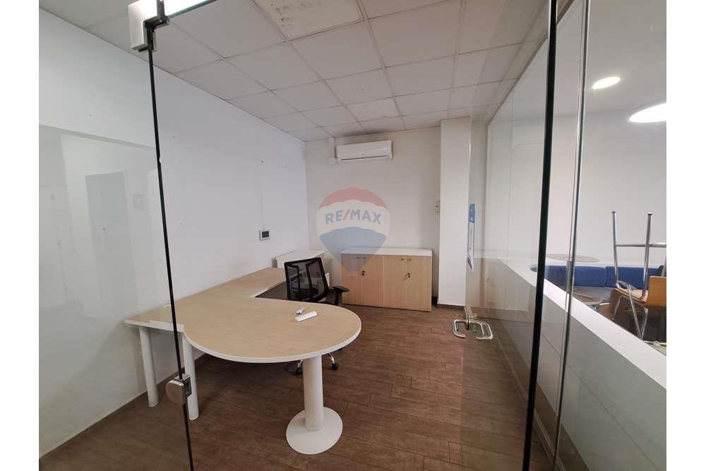 Επαγγελματικό - Εμπορικό - Las Condes, Santiago, Metropolitana De Santiago - CL - 20231004_093633.jpg - 1028091006-657