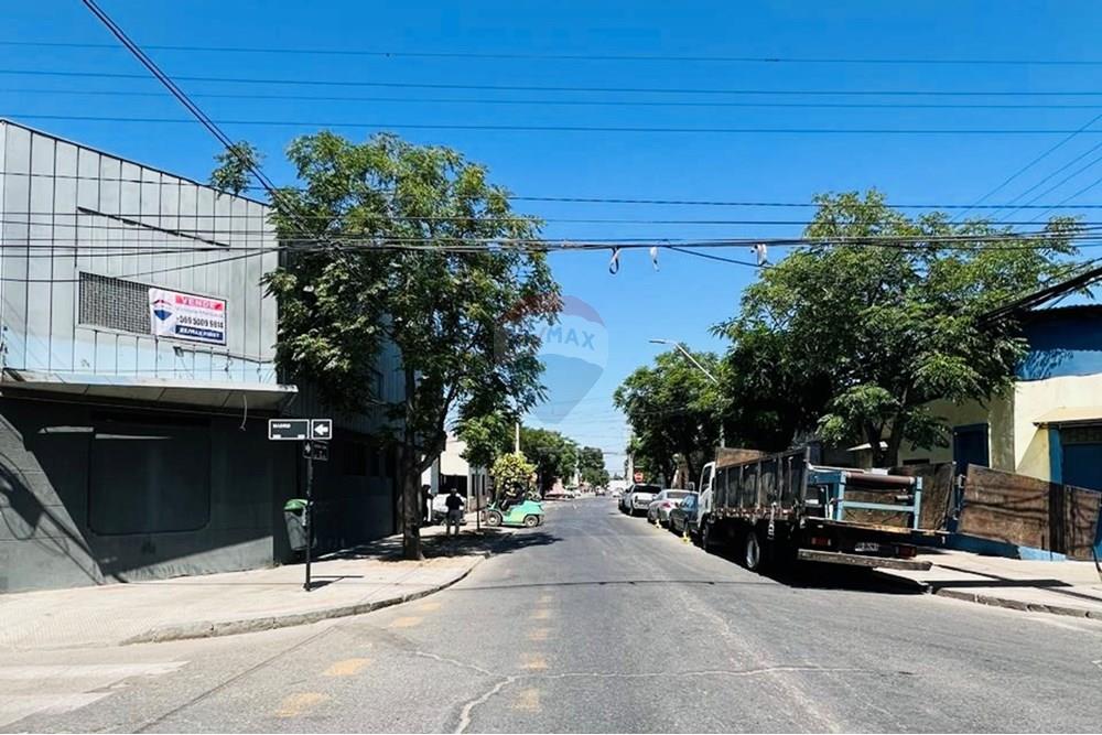 Commercieel - Plot of Land expectation to Building - Santiago, Santiago, Metropolitana De Santiago - CL - 4e7b2c9d-c367-4e23-bdce-bf194ae3f1c5.jpg - 1028050181-168