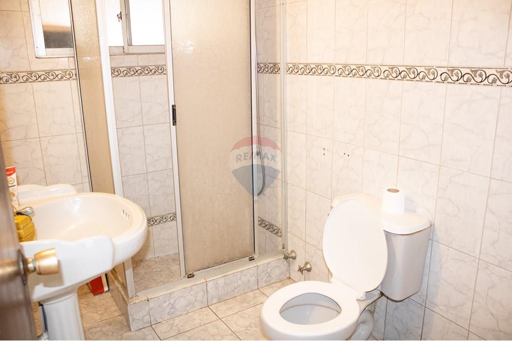 Casa con espacio comercial - Venta - Maipú, Santiago, Metropolitana De Santiago - IMG_7003.jpg - 1028097059-10