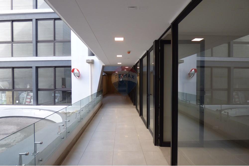 Commercial - Toimistotila - Santiago, Santiago, Metropolitana De Santiago - CL - P1250130.JPG - 1028018540-25