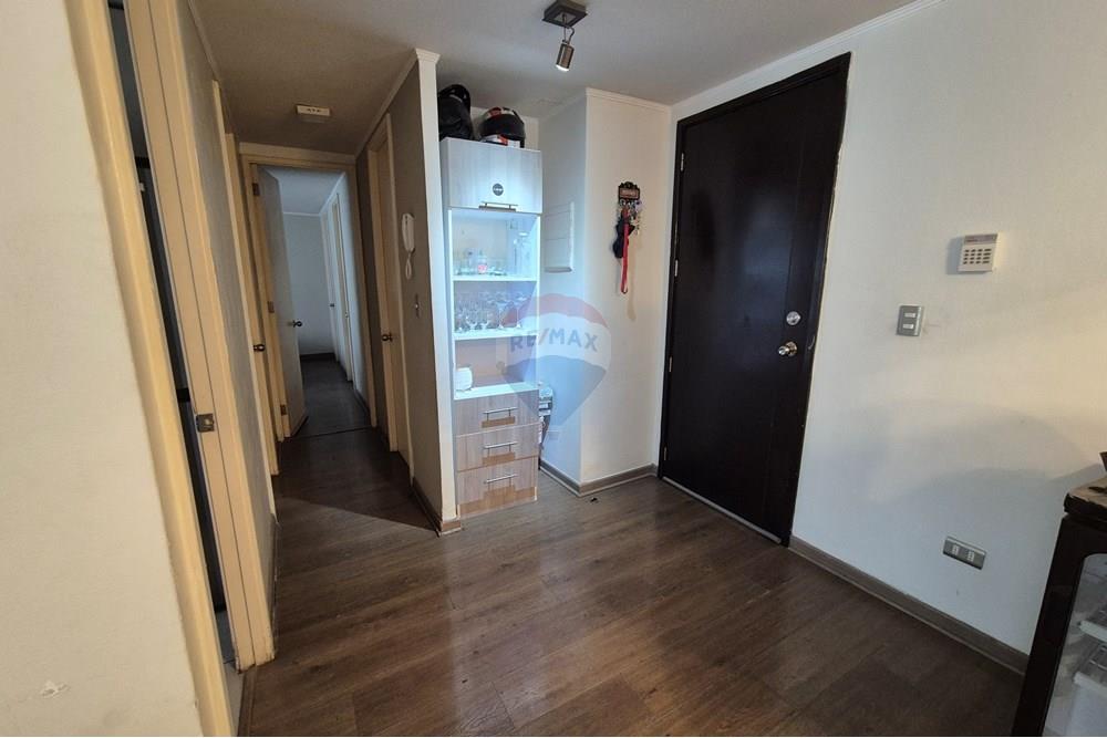 Residential - Stanovanje - Santiago, Santiago, Metropolitana De Santiago - CL - 20251004_151127.jpg - 1028057172-7