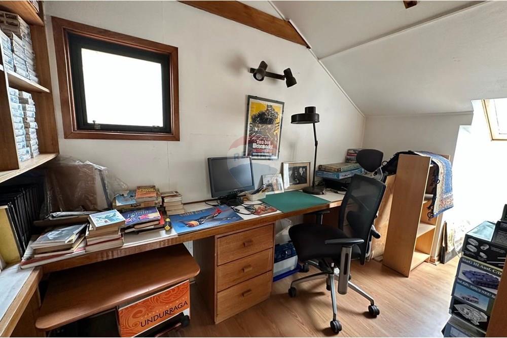 Dzīvojamais - Savrupmāja - La Reina, Santiago, Metropolitana De Santiago - CL - WhatsApp Image 2024-11-12 at 10.22.15 AM (4).jpeg - 1028103008-67