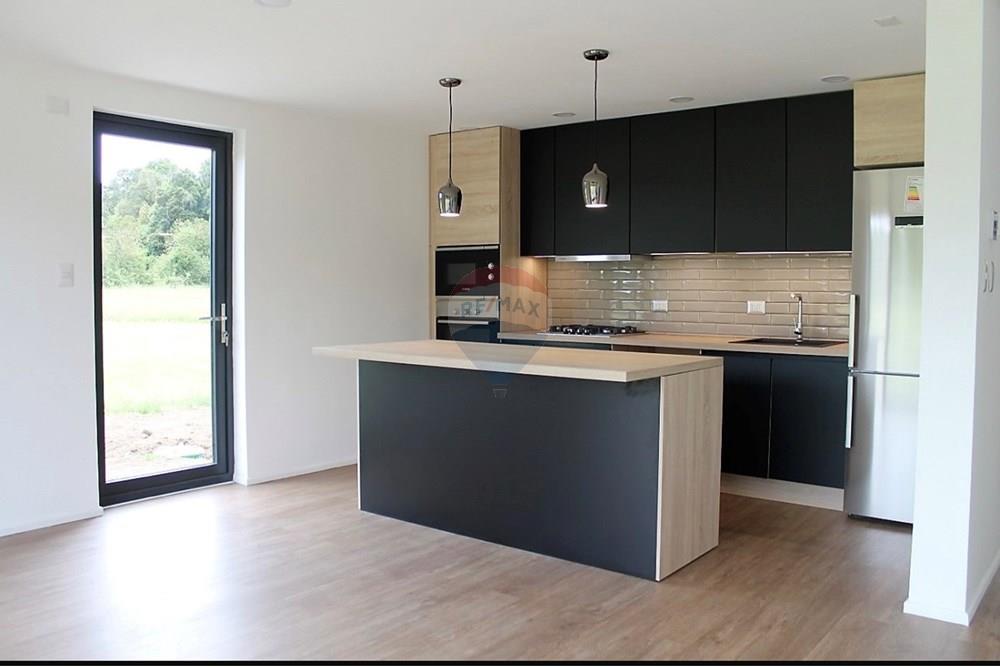 Residential - Отдельно стоящий дом - Puerto Varas, Llanquihue, Los Lagos - CL - IMG_1284.jpeg - 1028076051-399