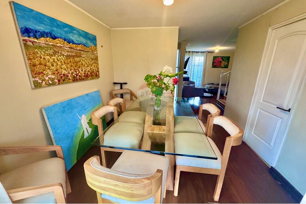 Жилищен - Къща - Maipú, Santiago, Metropolitana De Santiago - CL - IMG_8237.jpg - Трапезария - 1028018291-704