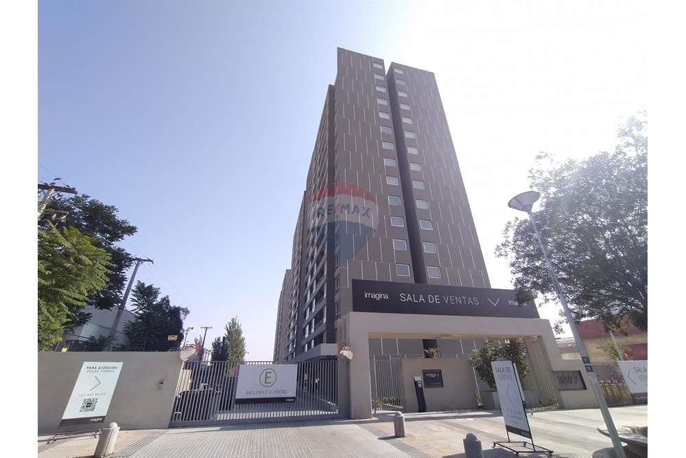 Condo/Apartment For Sale San Joaquin, Santiago, Metropolitana De