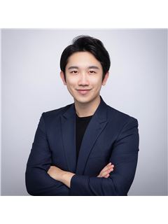 Ran Yang - RE/MAX Crest Realty